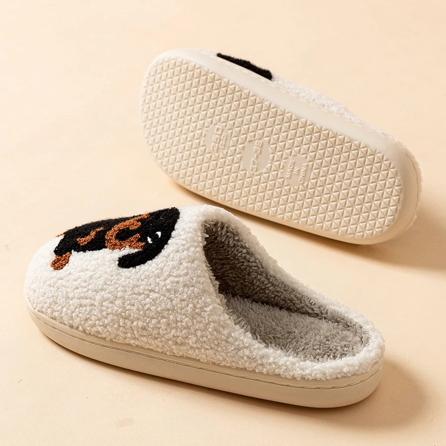 Cozy Cartoon Black Dog Plush Slippers for Women – Adorable & Warm Indoor Footwear.