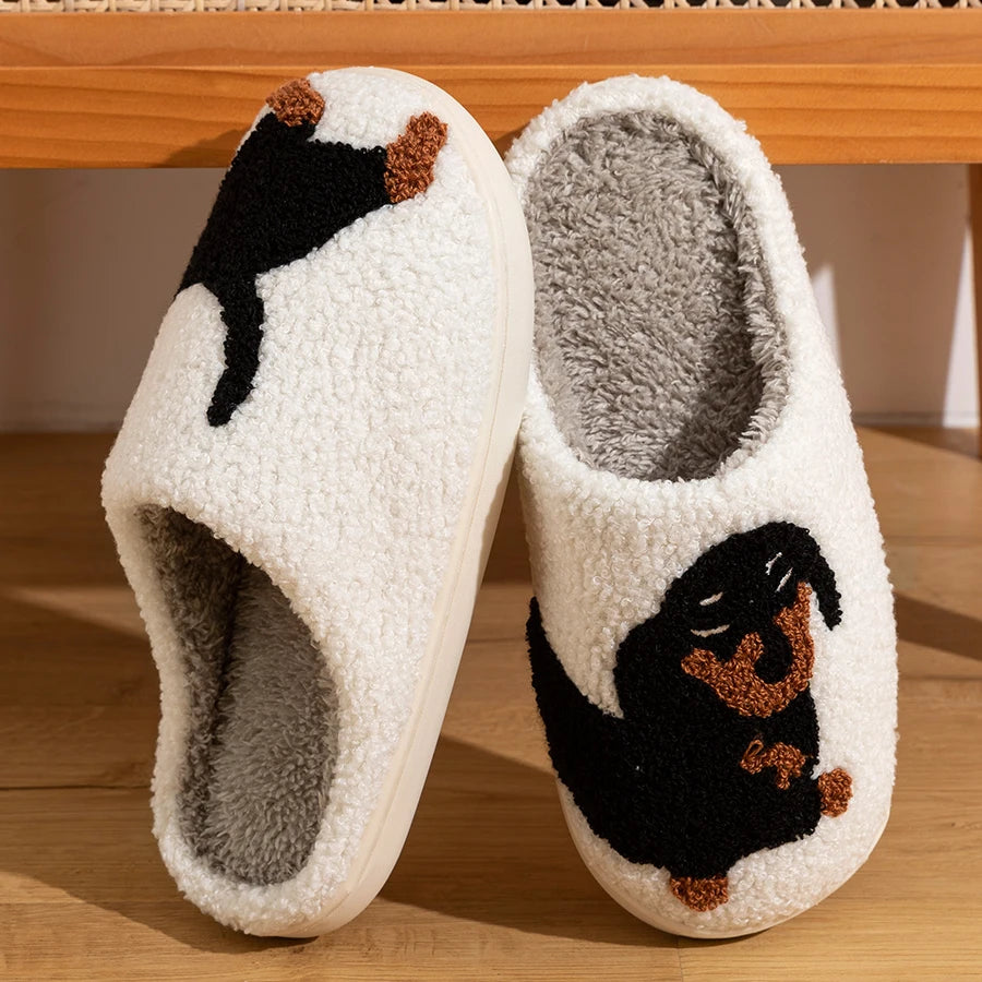 Cozy Cartoon Black Dog Plush Slippers for Women – Adorable & Warm Indoor Footwear.