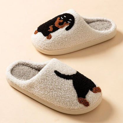 Cozy Cartoon Black Dog Plush Slippers for Women – Adorable & Warm Indoor Footwear.